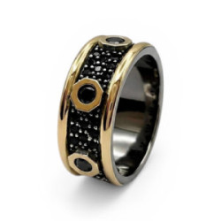 Anillo colección Diamond Land con espinelas negras